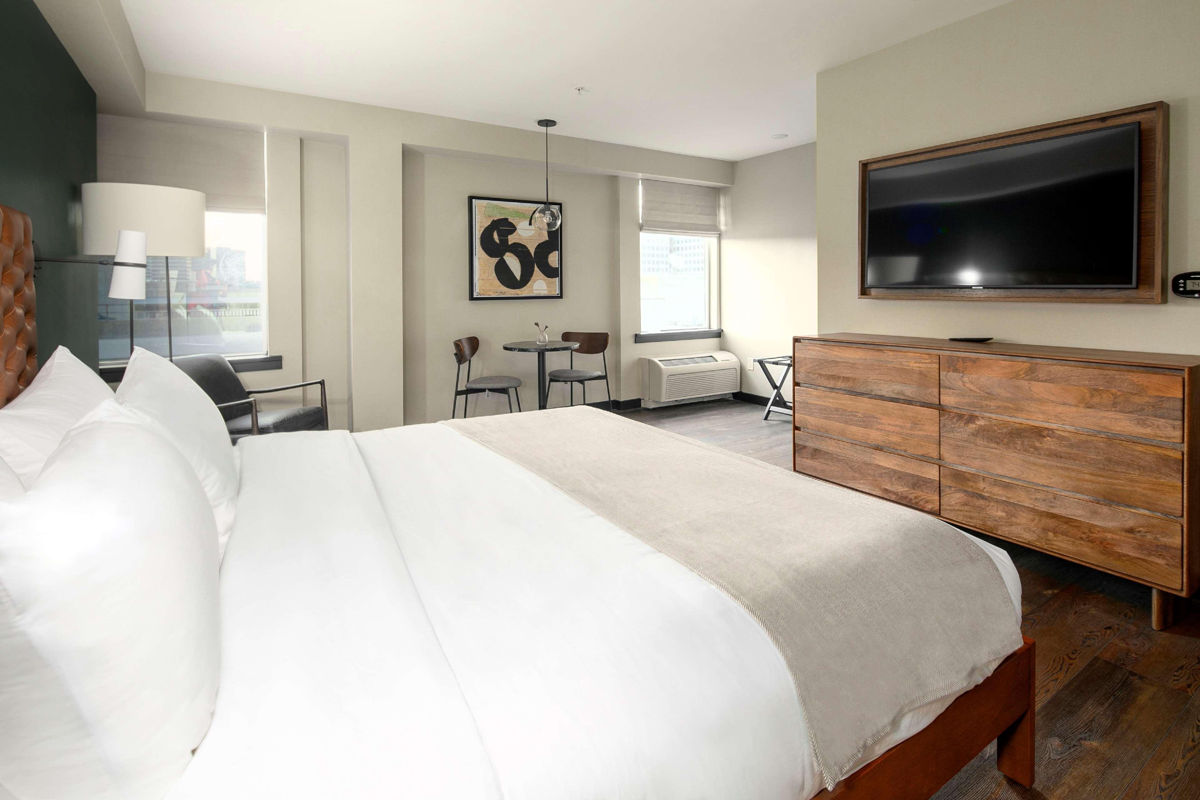 The Lloyd Stamford, Tapestry Collection By Hilton Hotel Eksteriør billede